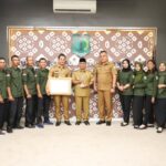 Berhasil Raih Anugerah Desa Cantik, Pj Bupati Muba Hadiahkan Motor Bagi Operator Berhasil Raih Anugerah Desa Cantik, Pj Bupati Muba Hadiahkan Motor Bagi Operator