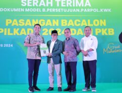 Ketum PKB Muhaimin Iskandar Berikan Langsung Dokumen B1KWK Kepada Bacalon Bupati Panca dan Bacalon Wabup H Ardani