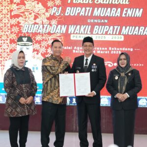 Sertijab dan Penyerahan Memori Jabatan, oleh PJ Bupati Henky ke Bupati Edison